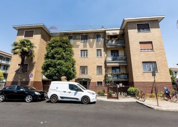 Edificio all\'aperto - Four-room apartment Vittuone - photo 13