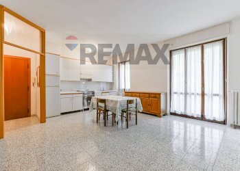 Sala da pranzo - Three-room apartment Via Ninfea
 
10, Cusano Milanino - photo 2
