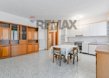 Sala da pranzo - Three-room apartment Via Ninfea
 
10, Cusano Milanino - photo 5