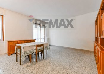 Sala da pranzo - Three-room apartment Via Ninfea
 
10, Cusano Milanino - photo 8