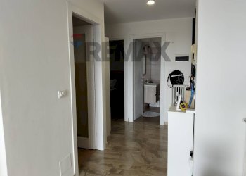 Hall / corridoio - Two-room apartment VIA POSTALE VECCHIA
 
23, Luvinate - photo 10