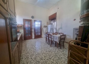 Sala da pranzo - Quadrilocale Via Roma
 
281, Melito di Napoli - foto 10
