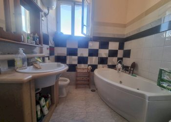 Bagno - Quadrilocale Via Roma
 
281, Melito di Napoli - foto 13