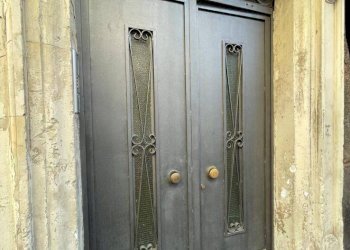 Dettagli - Three-room apartment Via Teatro Greco
 
65, Catania - photo 2