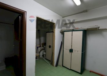Hall / corridoio - Locale Commerciale Via dei Vespri Siciliani
 
2, Linguaglossa - foto 34