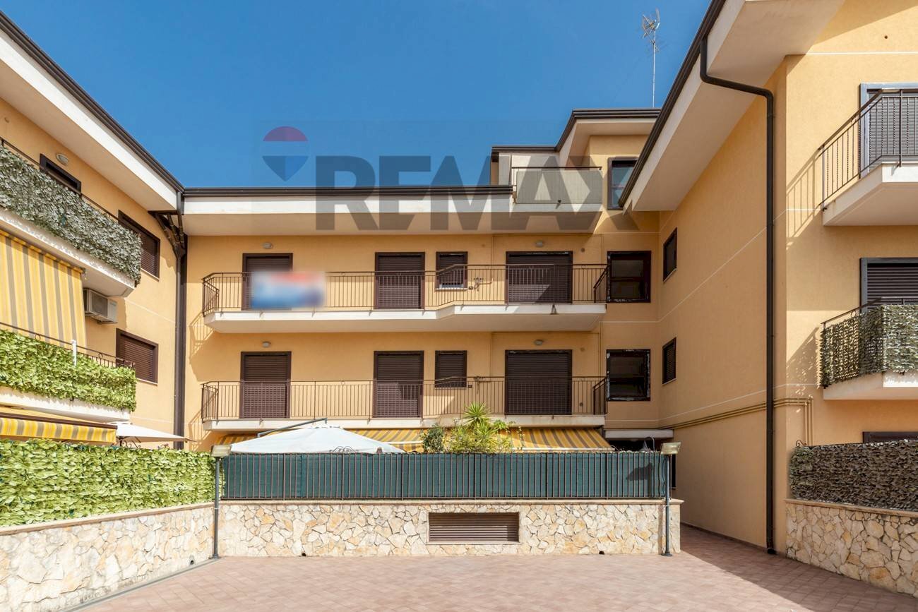 Edificio all\'aperto - Attic Via Piano Tavola - C.da Vazzano-Complesso BGM
 
SNC, Motta Sant'Anastasia - photo 1