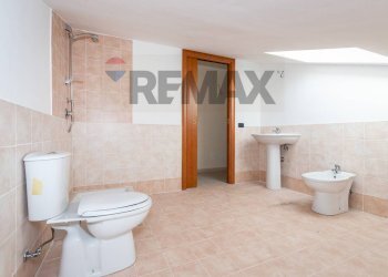 Bagno - Attic Via Piano Tavola - C.da Vazzano-Complesso BGM
 
SNC, Motta Sant'Anastasia - photo 23