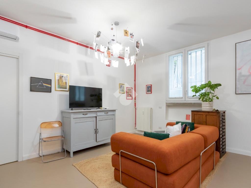 Two-room apartment Via Giovanni Battista Moroni, Milano (neighborhood Gambara) - photo 1