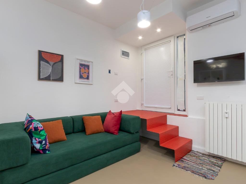 One-room apartment Via Giovanni Battista Moroni, Milano (neighborhood Gambara) - photo 2