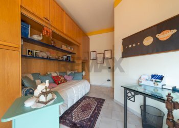 Camera / camera da letto - Semi-detached house San Giovanni Valdarno - photo 17