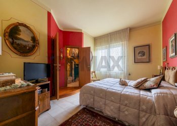 Camera / camera da letto - Semi-detached house San Giovanni Valdarno - photo 20