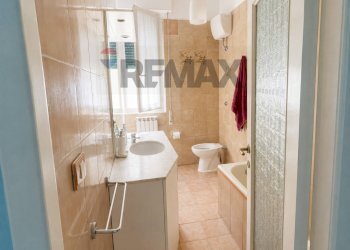 Bagno - Apartment VIA DANTE ALIGHIERI
 
55/B, Montevarchi - photo 12
