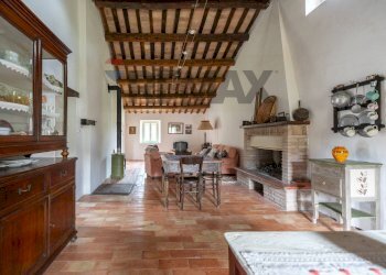 Sala da pranzo - Rustic Via Badiacolli, Cupramontana - photo 4
