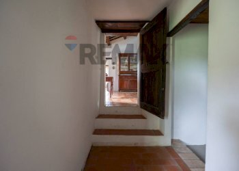 Hall / corridoio - Rustic Via Badiacolli, Cupramontana - photo 20
