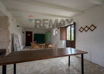 Sala da pranzo - Rustic Via Badiacolli, Cupramontana - photo 32