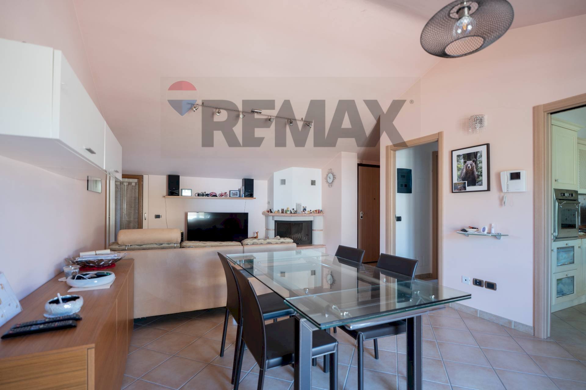 Sala da pranzo - Four-room apartment Via Dante Alighieri
 
64, Castelplanio - photo 1