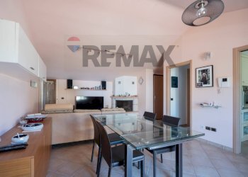 Sala da pranzo - Four-room apartment Via Dante Alighieri
 
64, Castelplanio - photo 7