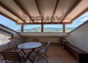 Terrazza - Four-room apartment Via Dante Alighieri
 
64, Castelplanio - photo 20