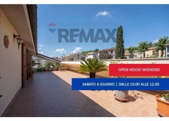 Terrazza - Four-room apartment Via Dante Alighieri
 
64, Castelplanio - photo 1