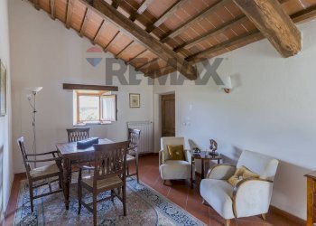 Sala da pranzo - Rustic Località Sant'Agata alle Terrine, Arezzo - photo 16