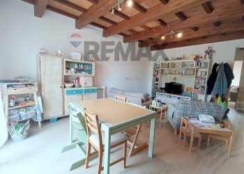 Sala da pranzo - Quadrilocale Strada Di Villa Pitignano, Perugia - foto 10