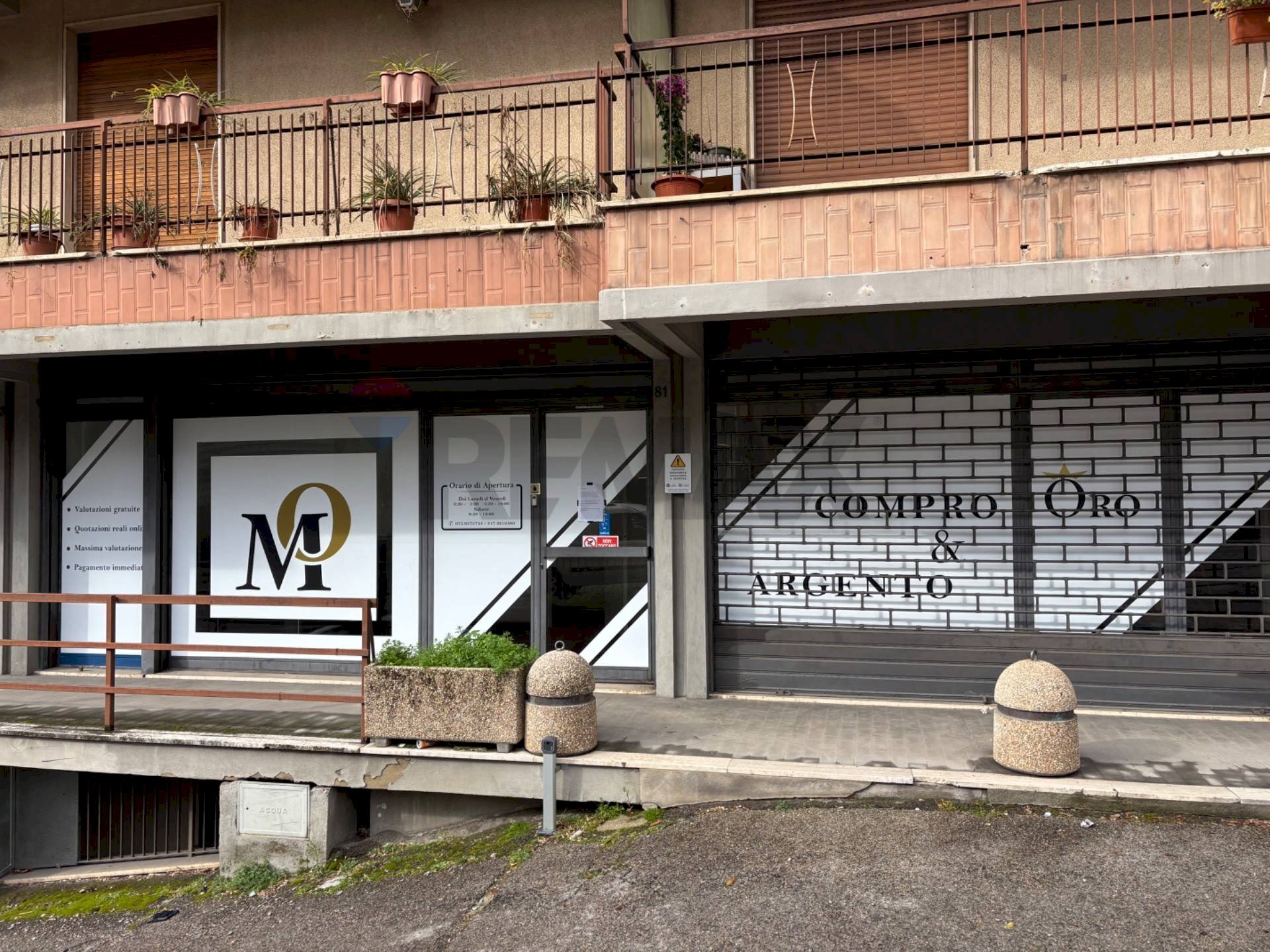 Edificio all\'aperto - Commercial Premises Via Ruggero D'Andreotto
 
85, Perugia - photo 1