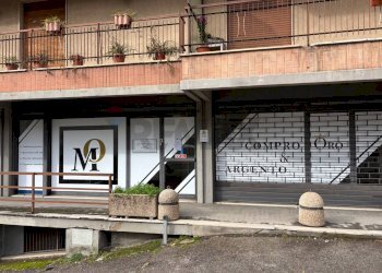 Edificio all\'aperto - Commercial Premises Via Ruggero D'Andreotto
85, Perugia - photo 1