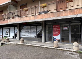 Edificio all\'aperto - Commercial Premises Via Ruggero D'Andreotto
85, Perugia - photo 2