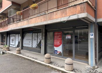 Edificio all\'aperto - Commercial Premises Via Ruggero D'Andreotto
85, Perugia - photo 5