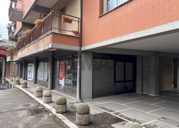 Edificio all\'aperto - Commercial Premises Via Ruggero D'Andreotto
85, Perugia - photo 6