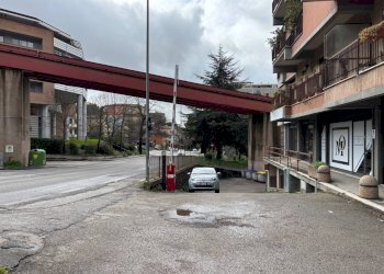 Edificio all\'aperto - Commercial Premises Via Ruggero D'Andreotto
85, Perugia - photo 12