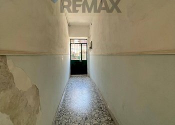 Hall / corridoio - Trilocale Caivano - foto 15