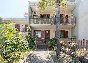 Casa all\'aperto - Terraced Villa Via Taro
 
51, Acireale - photo 1