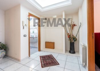 Hall / corridoio - Terraced Villa Via Taro
 
51, Acireale - photo 25