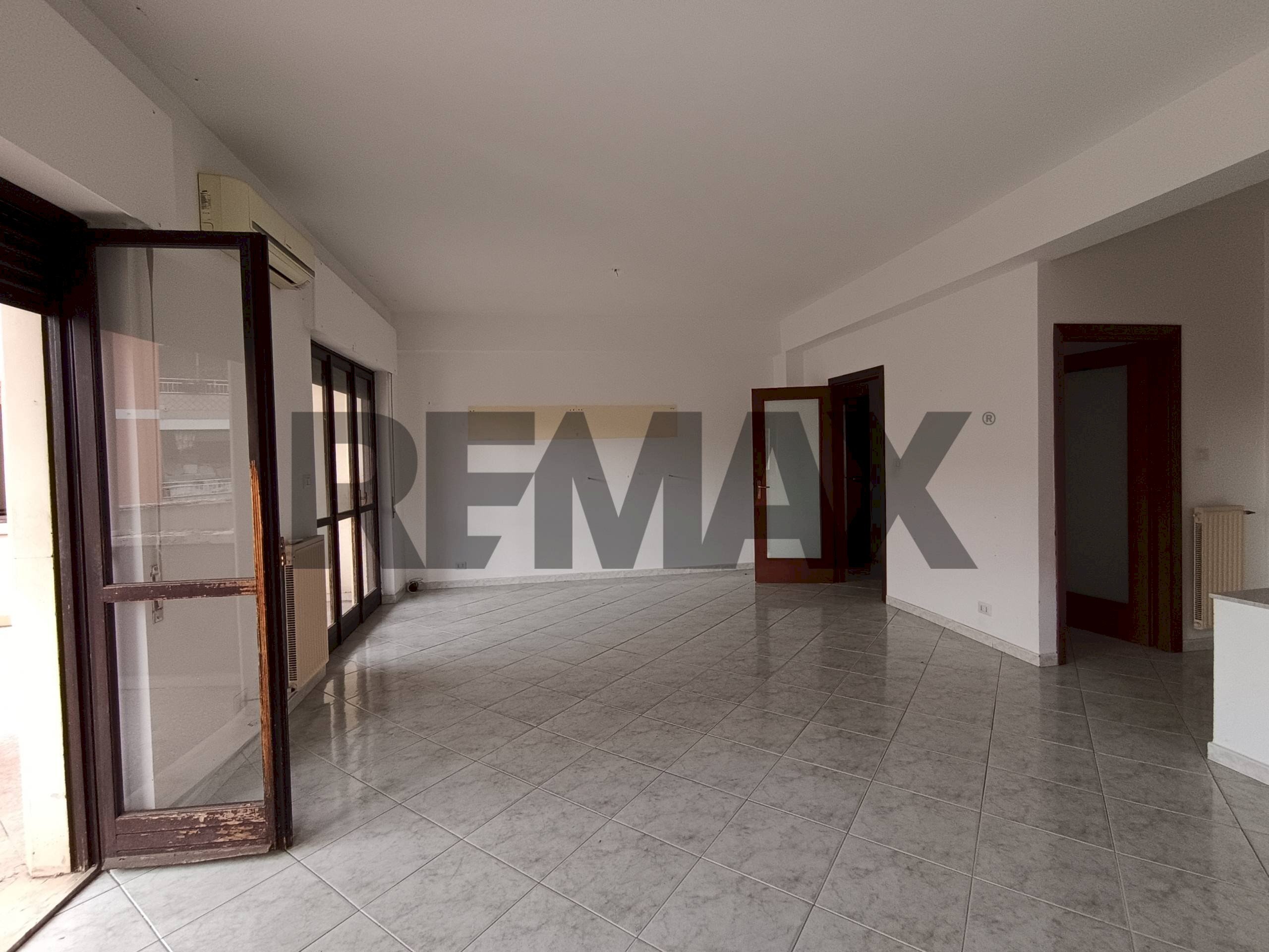 Stanza vuota - Residence Via Umberto
 
20, Sant'Agata Li Battiati - foto 1