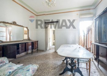 Soggiorno - Four-room apartment Via Trovato
 
57, Catania - photo 7