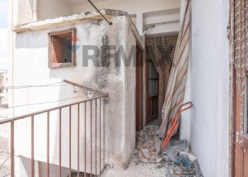 Scale - Four-room apartment Via Trovato
 
57, Catania - photo 13