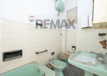 Bagno - Four-room apartment Via Trovato
 
57, Catania - photo 16