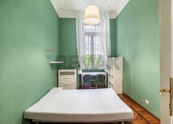 Camera / camera da letto - Non-buildable land Viale Lunigiana
14, Milano - photo 1