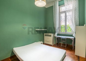 Camera / camera da letto - Non-buildable land Viale Lunigiana
14, Milano - photo 3
