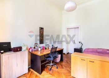 Camera / camera da letto - Non-buildable land Viale Lunigiana
14, Milano - photo 24