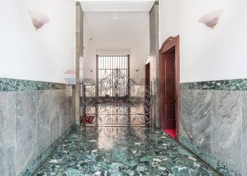 Ricezione / Lobby - Non-buildable land Viale Lunigiana
14, Milano - photo 28