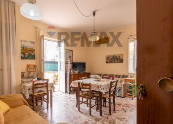 Sala da pranzo - Casa semi indipendente Via Svizzera
 
42-40, Siracusa - foto 5