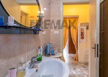 Bagno - Casa semi indipendente Via Svizzera
 
42-40, Siracusa - foto 27