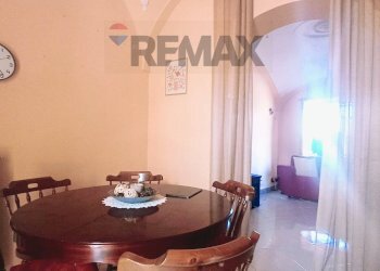 Sala da pranzo - Trilocale Via San Giovanni
 
34, Caserta - foto 31
