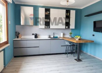 Cucina - Quadrilocale Via Attilio Franchi, Marone - foto 8