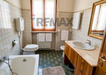 Bagno - Quadrilocale Via Attilio Franchi, Marone - foto 12