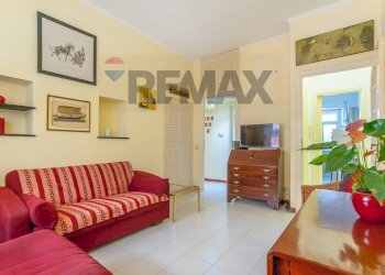 Soggiorno - Trilocale Piazza Giuliano della Rovere
 
16, Roma - foto 8