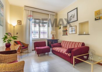 Soggiorno - Trilocale Piazza Giuliano della Rovere
 
16, Roma - foto 9