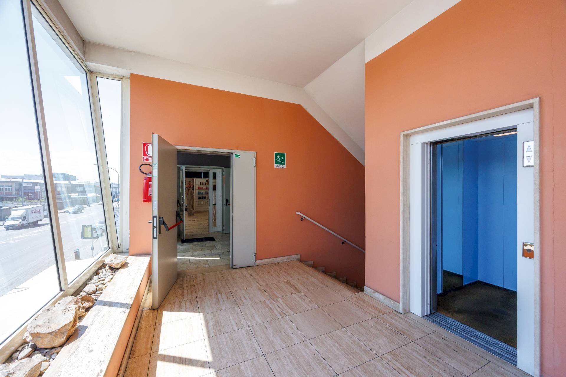 Foto 3 - Office Via Guglielmo Reiss Romoli
 
194, Torino - photo 3